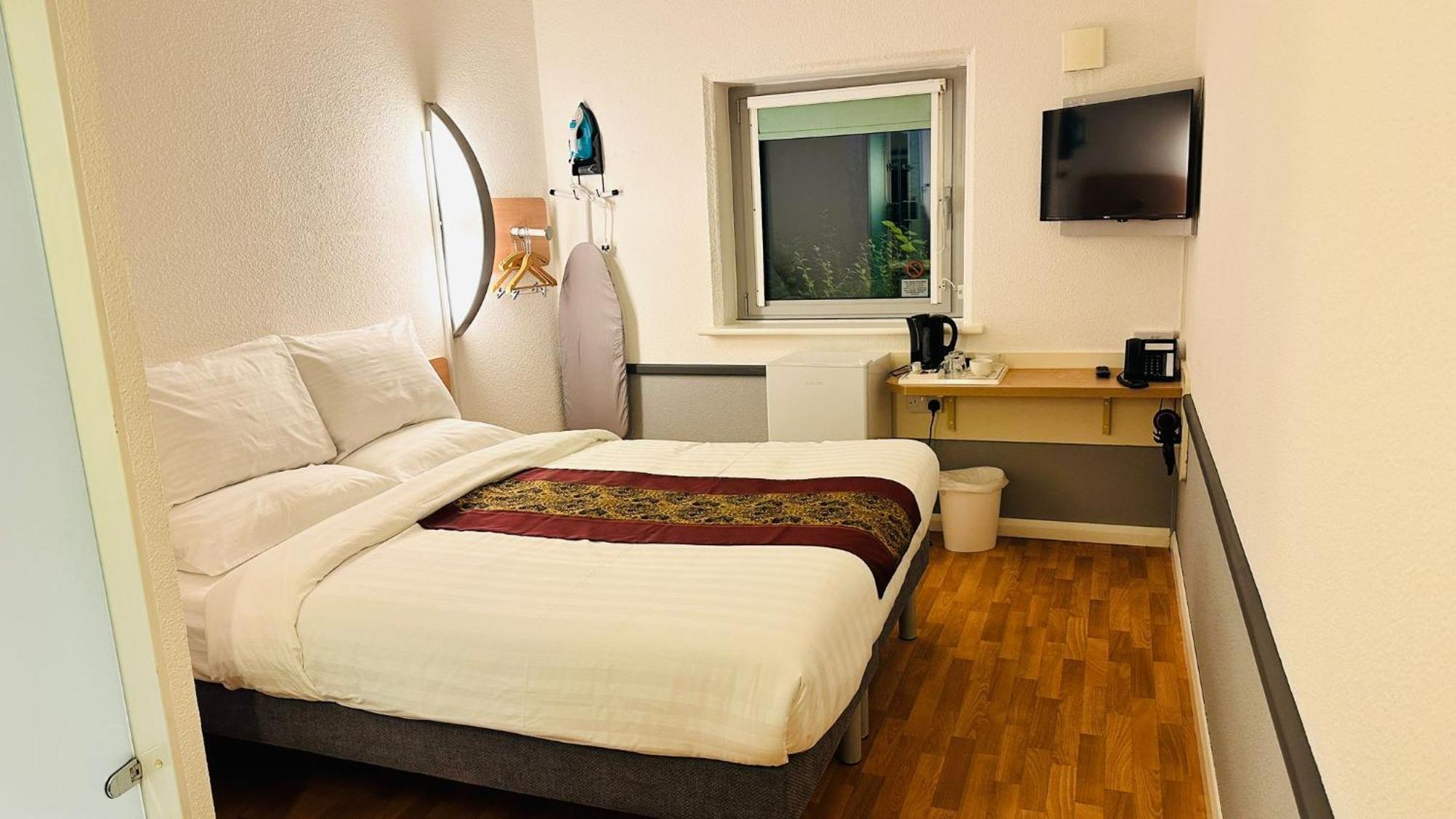 Cambridge Hotel Bradford Central Екстер'єр фото